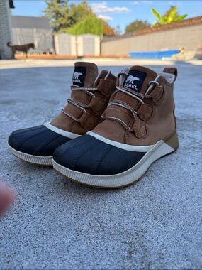 Sorel Out 'N About III Classic waterproof duck boots, Sz. 7, NWOT, free shipping